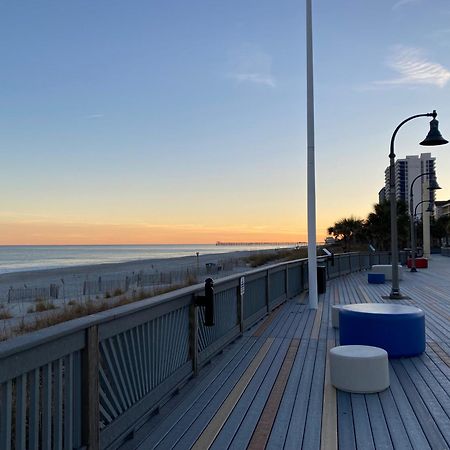 Camelot By The Sea Ocean Front Condo Миртл-Бич Экстерьер фото