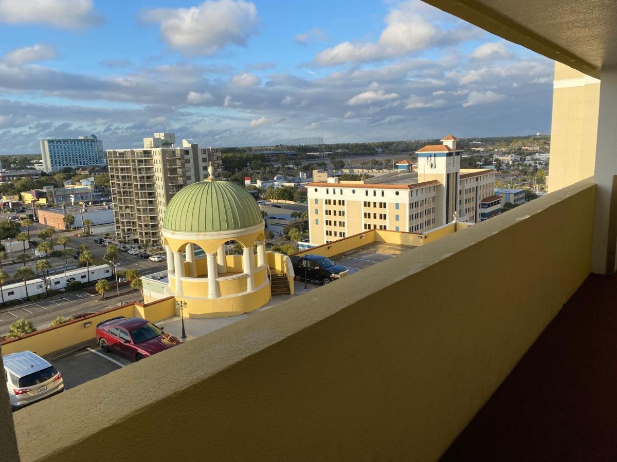 Camelot By The Sea Ocean Front Condo Миртл-Бич Экстерьер фото